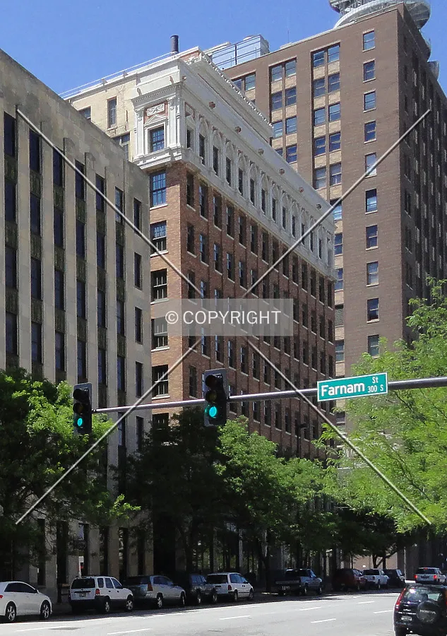 From Farnam Street to the southeast