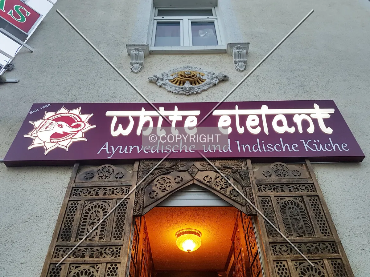 White Elefant Indian Restaurant in Offenbach