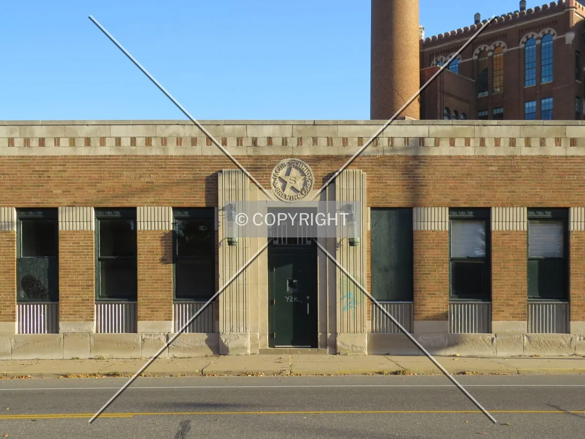 Entrance elevation detail