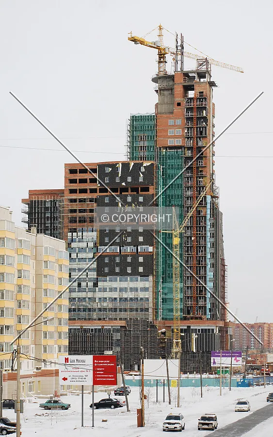 View from the footbridge over Prospekt Molokova