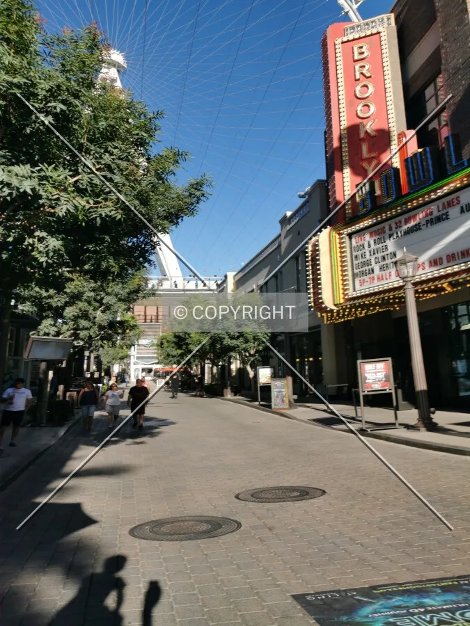 Photo 052-077-722