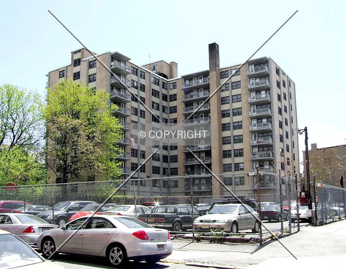 View from the north on Jefferson Street