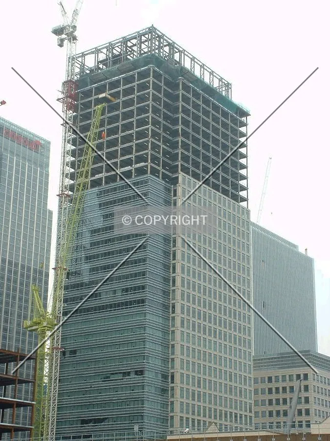 Full-height view from Heron Quays