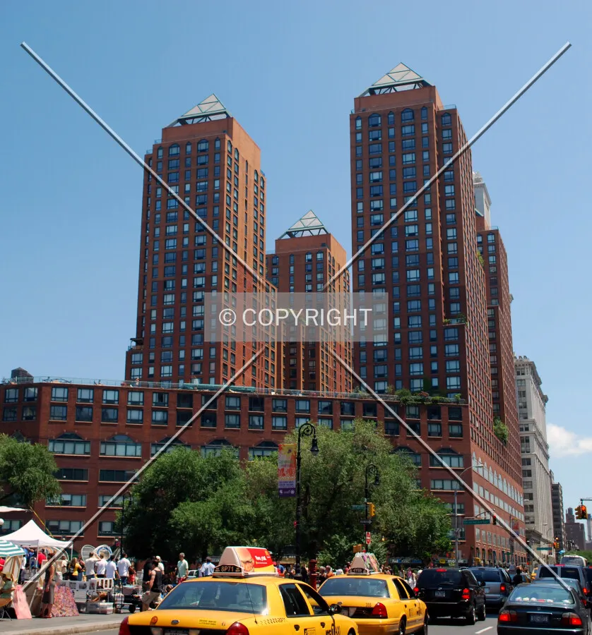 Looking eastward along 14th Street