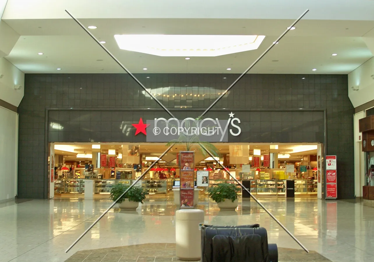 Macy's entrance from the mall; January 15, 2008