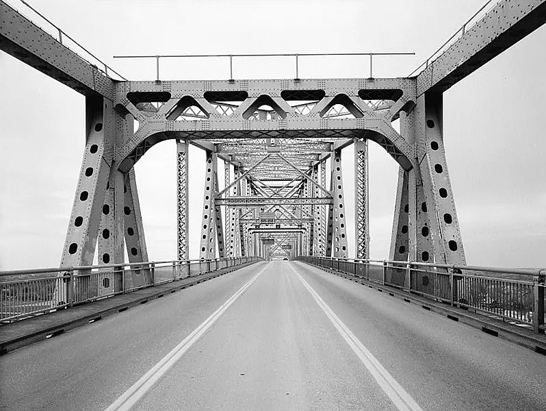 Photo 052-352-908