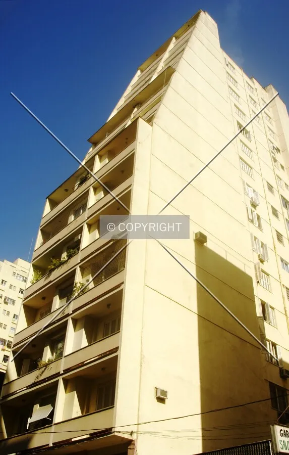 Looking up from across Marechal Floriano Peixoto Street