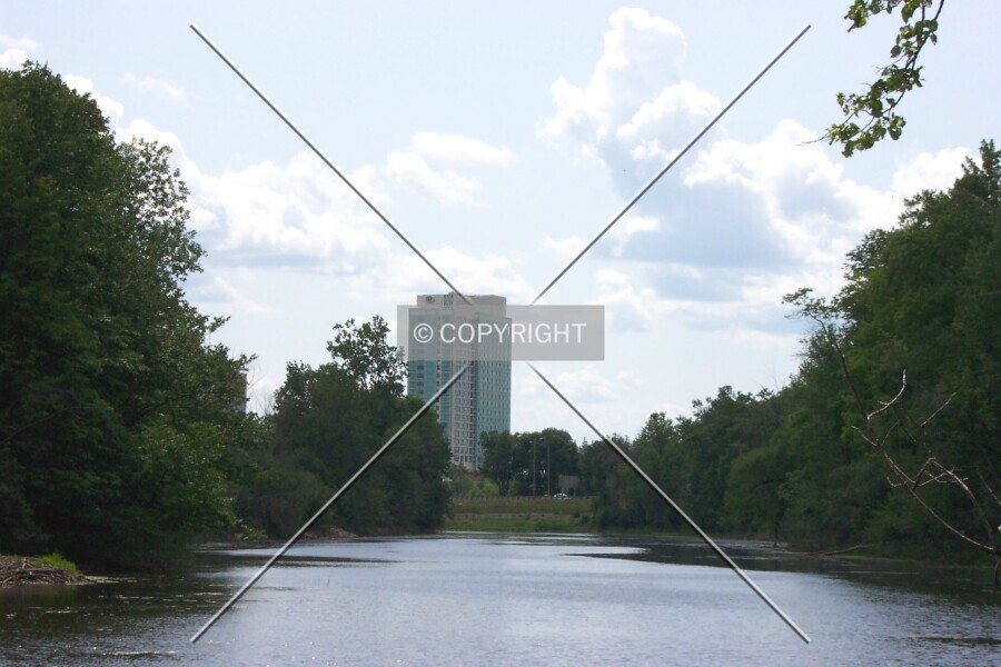 Photo 524-885-320