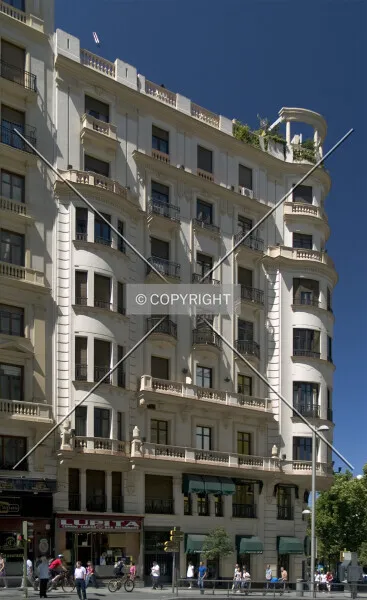 Photo 525-114-877