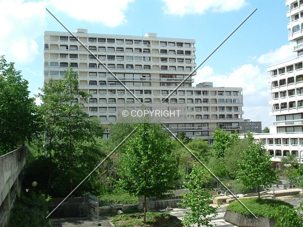Photo 526-063-989