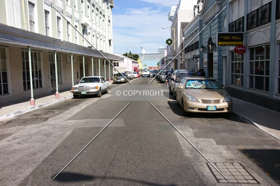 Photo 526-180-396