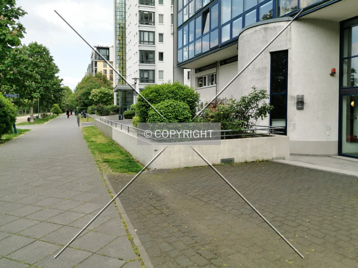 Photo 526-296-921