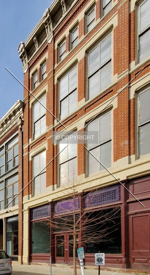 Photo 526-709-294