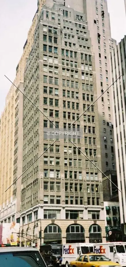 View to north along 7th Avenue