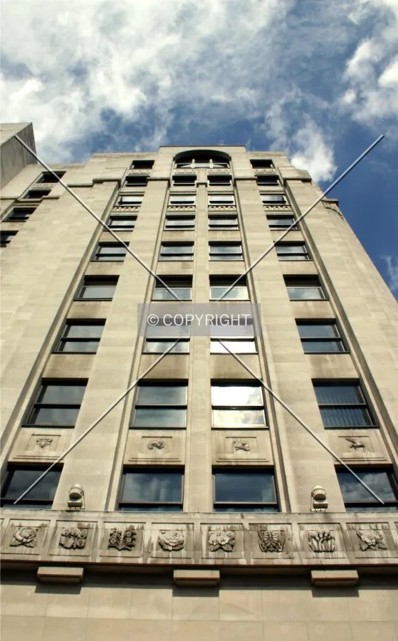 Looking up at the Lower Robert Street façade