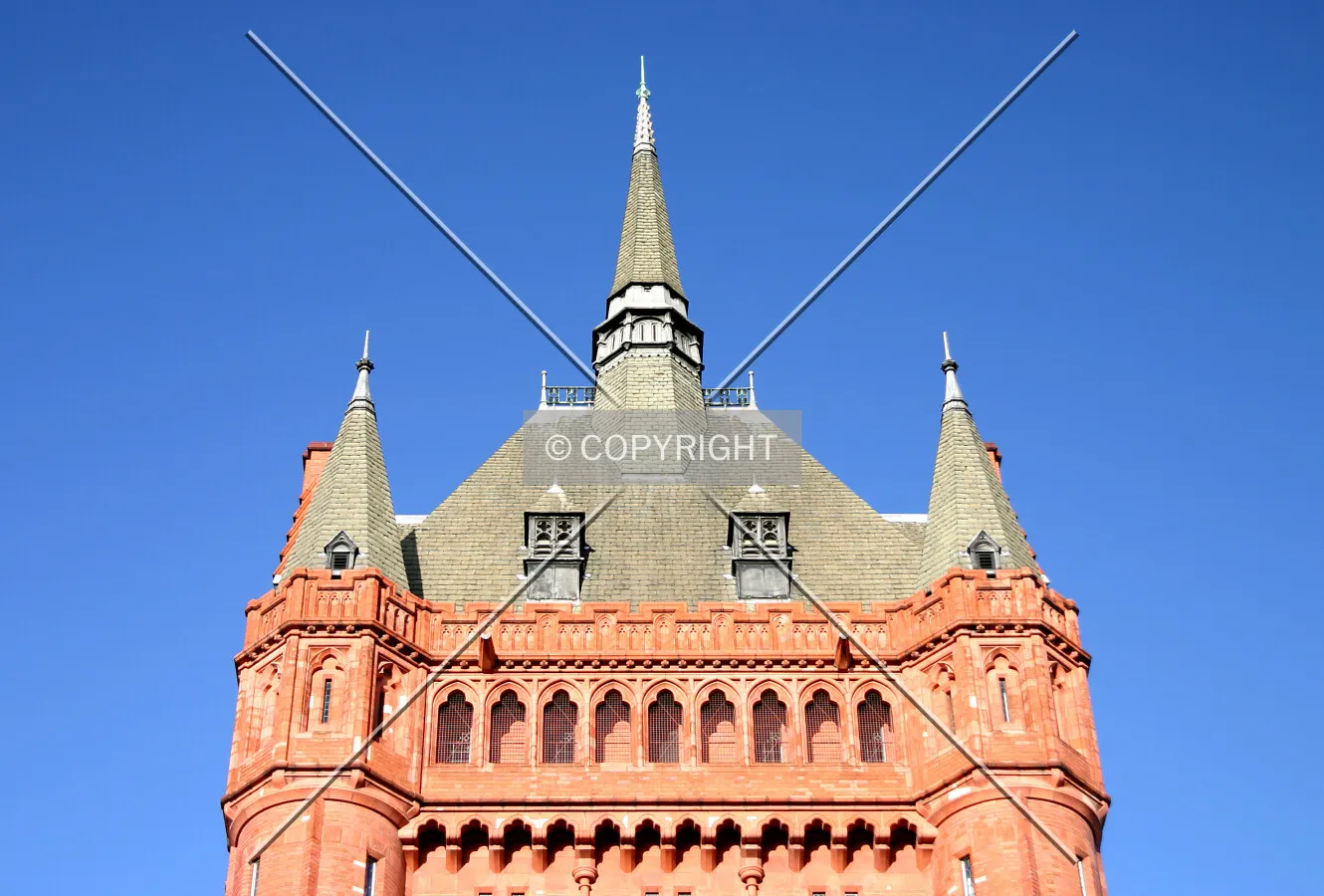 Looking up at the top from Holborn