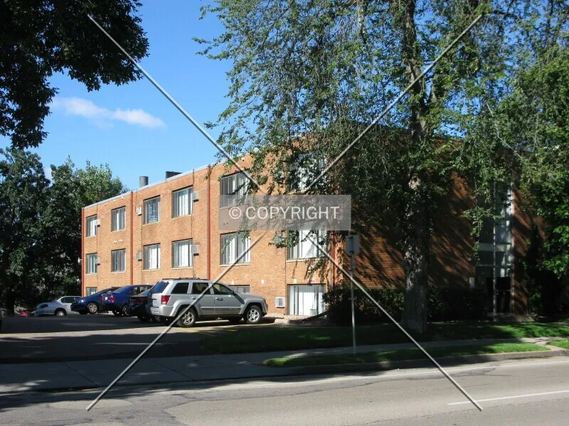 Photo 528-403-581