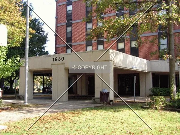 Main entrance off Marion Street