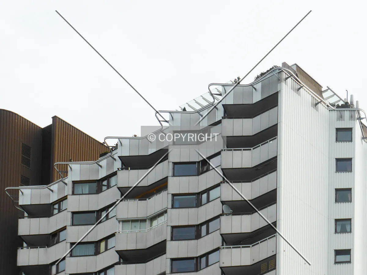 Photo 052-995-192