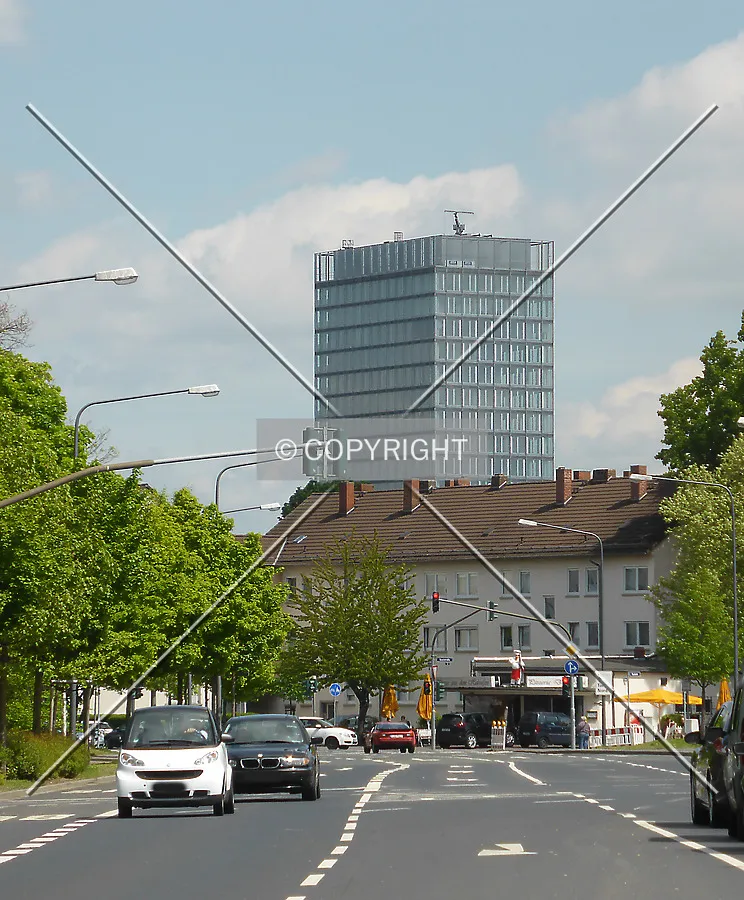 As seen from the street Am Römerhof