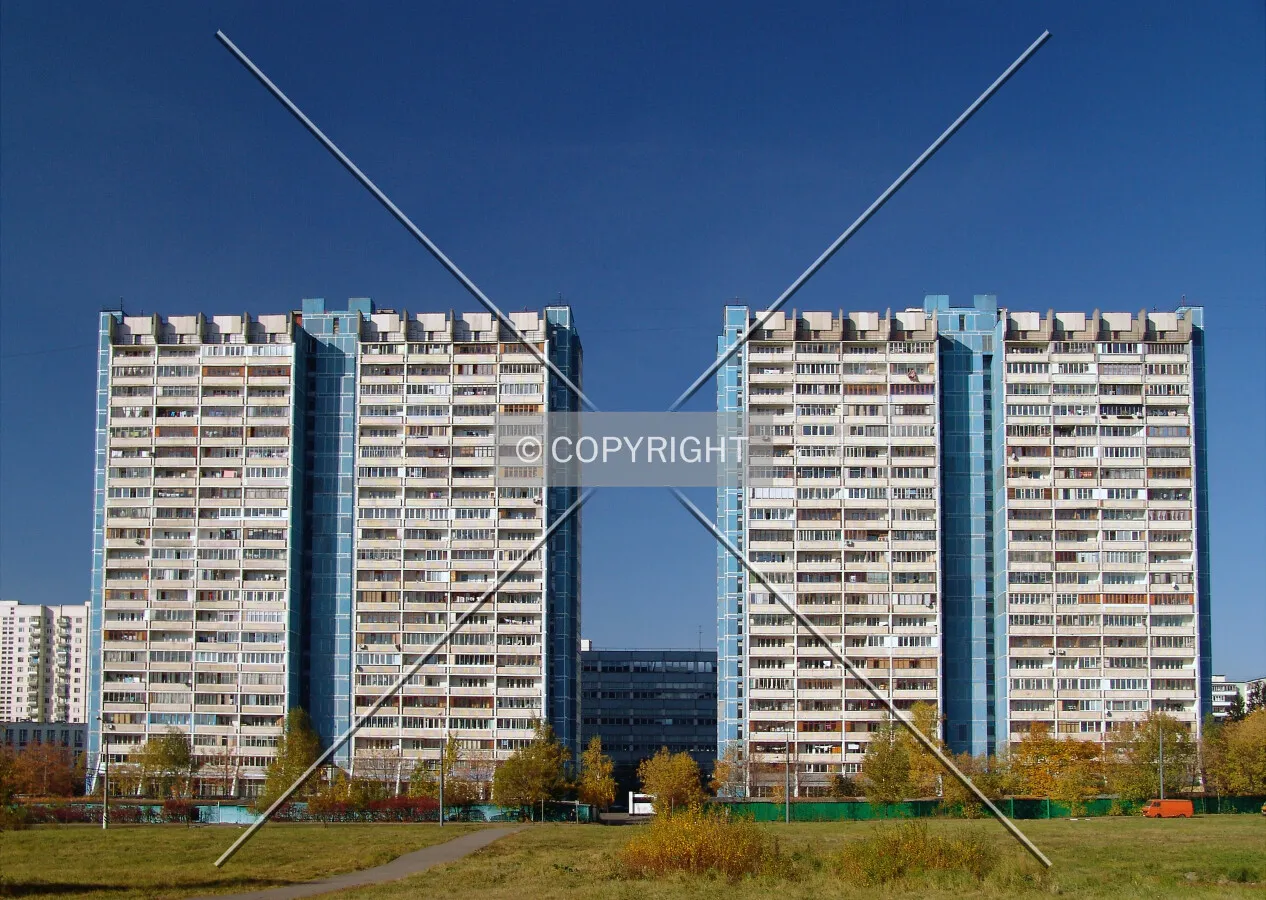 Front view from Yasnogorskaya Street