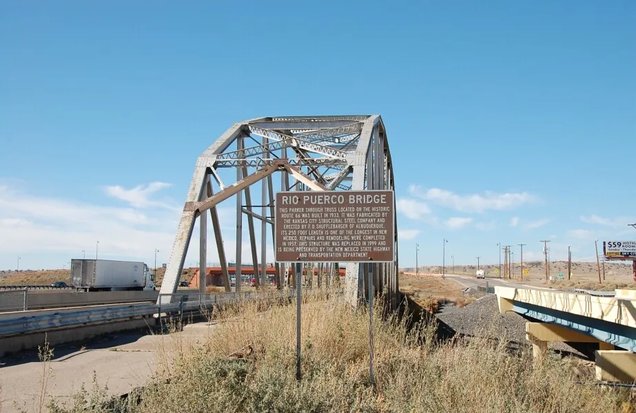 Photo 532-691-582