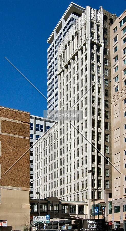 View to the northwest from Marquette Avenue