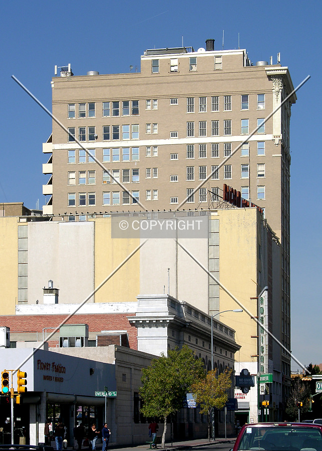 From South Oregon Street to the south