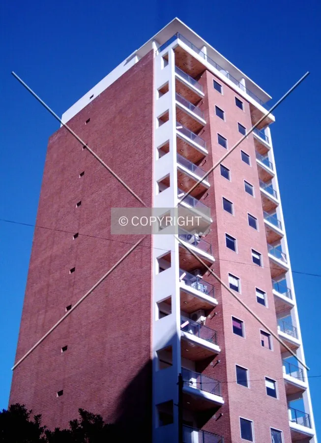 Photo 535-693-389