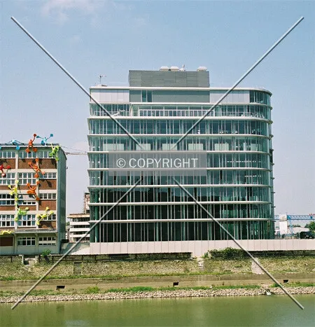 As seen from Kaistraße over the river