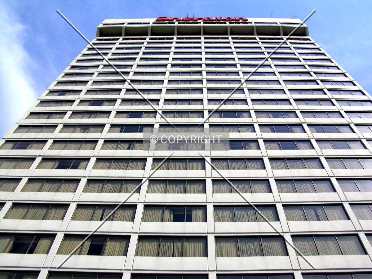 Looking up the western side from 7th Avenue North