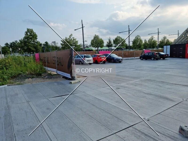 Photo 536-205-238