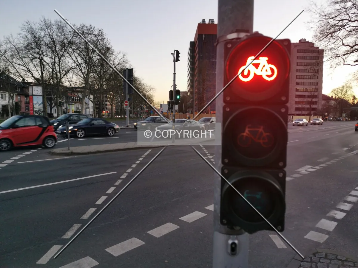 Traffic lights for bikes