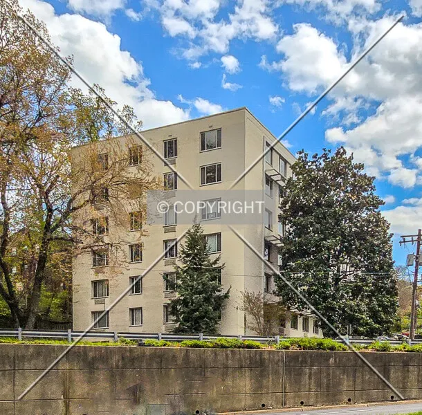 Photo 053-822-769