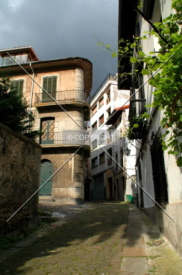 Dendari Street