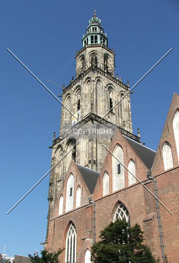 Looking up from Sint Jansstraat