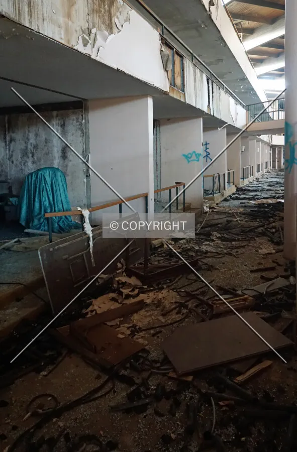 Interior hallway in the main courtyard; March 4, 2016