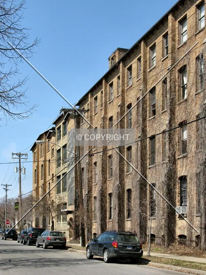 View to the west along 17th Avenue NE