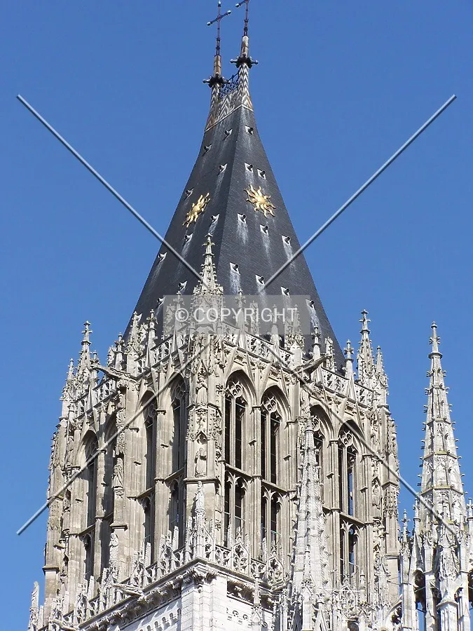 Sommet du clocher nord