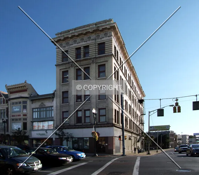 Photo 544-550-856
