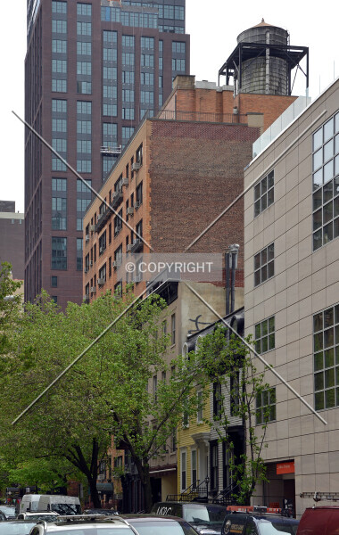Photo 544-615-980