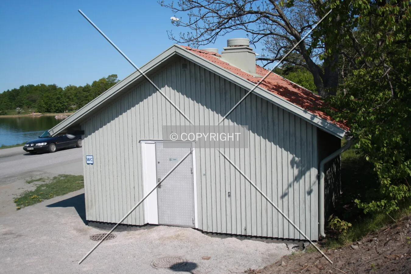 A small house containing nothing else than just toilets