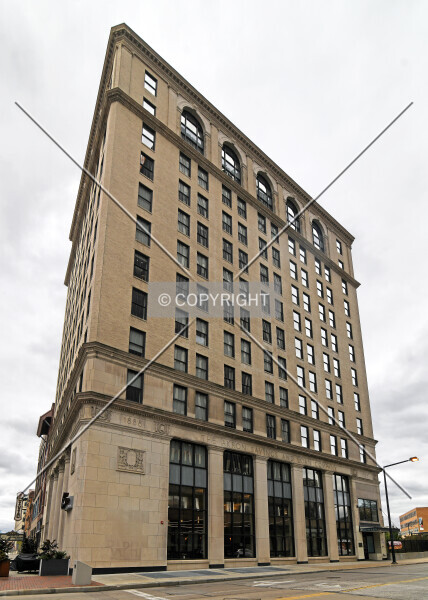 Photo 545-746-615