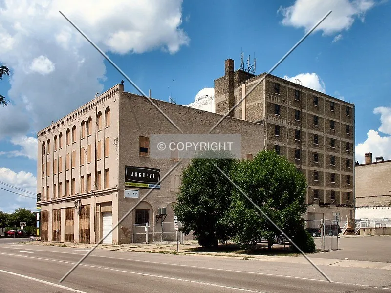 700 Central, North Building