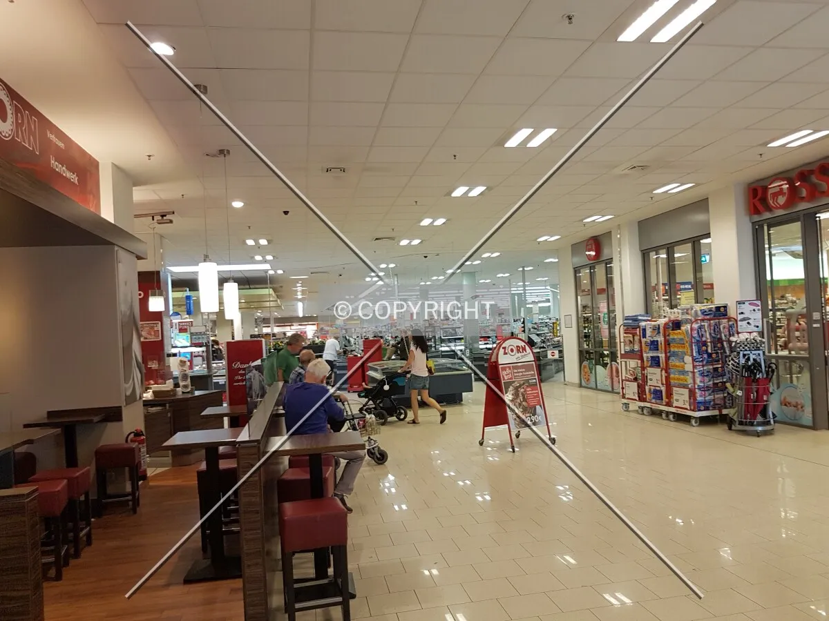 Photo 546-136-884