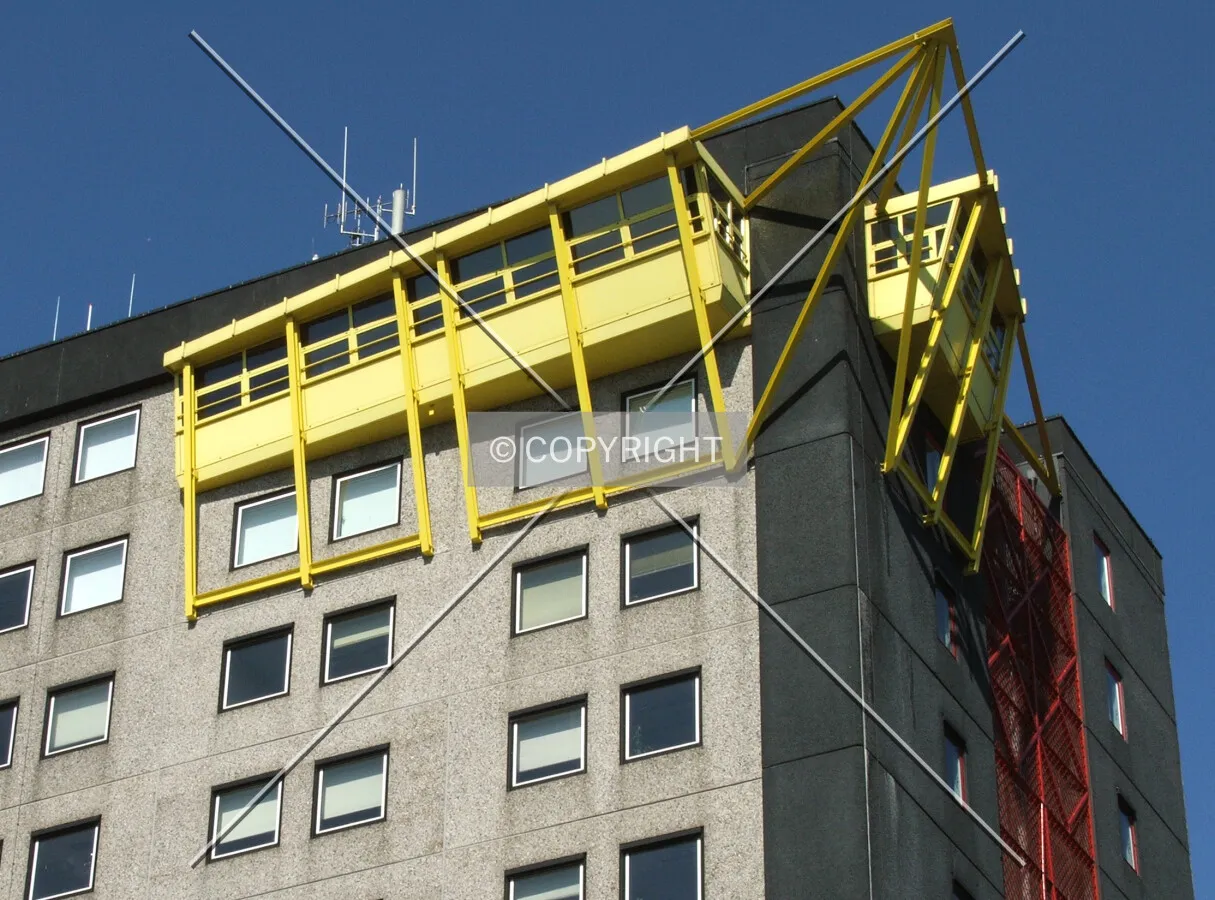 Façade extension at the top