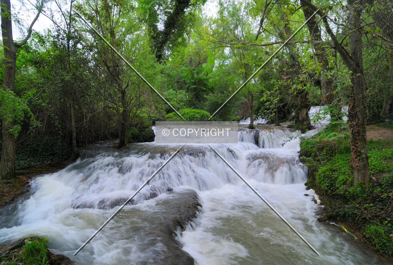 Wide river in Monasterio de Piedra