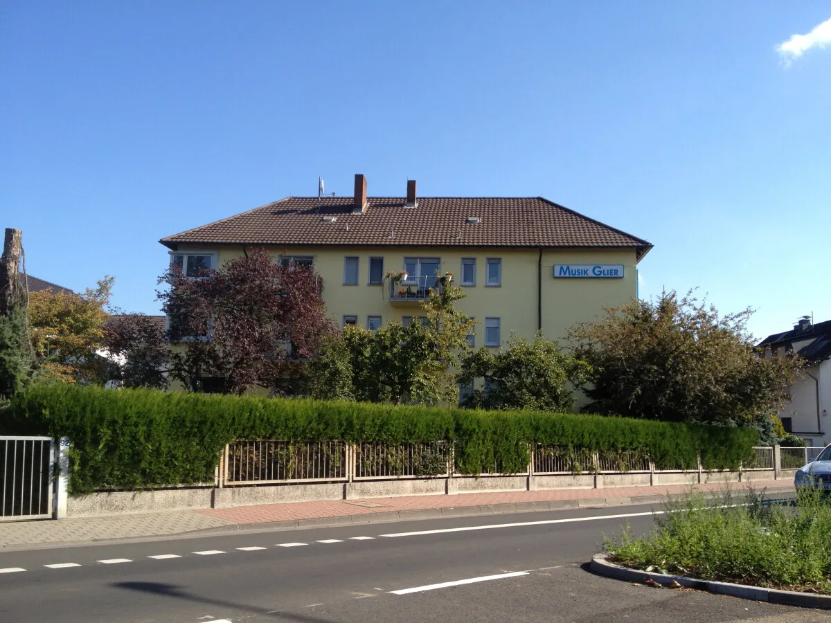 Photo 549-898-645