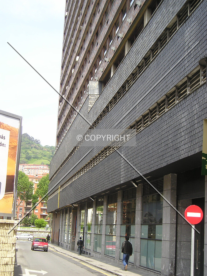 View of the lower floors from Uribitarte