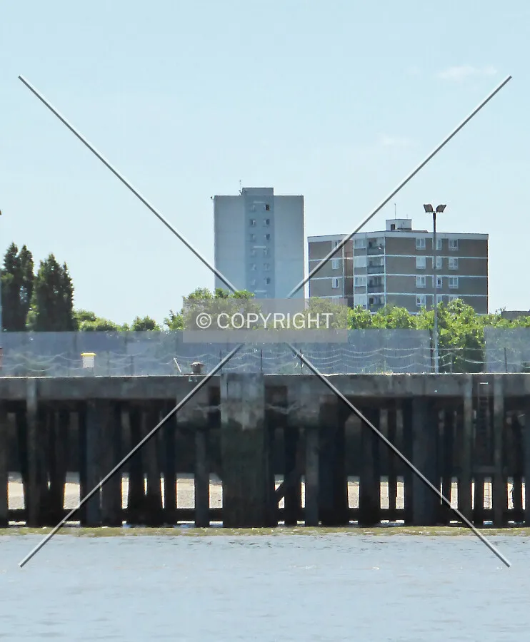 Photo 550-537-628